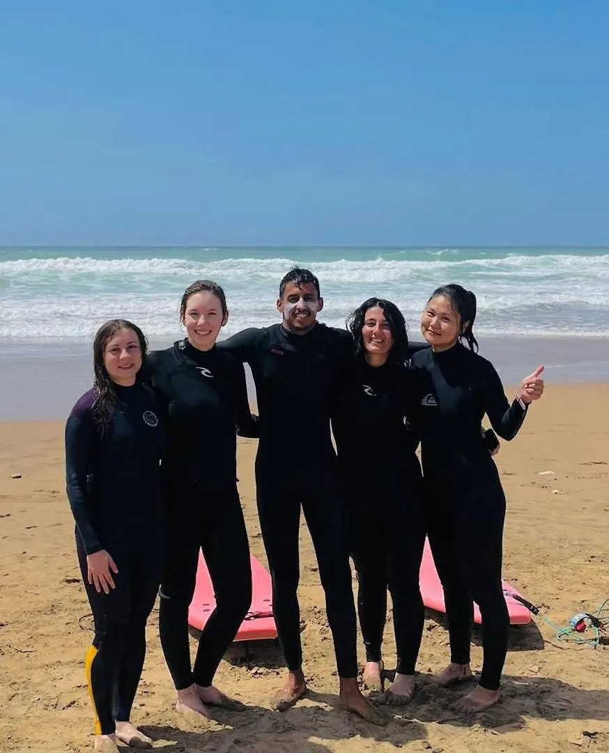 Centre Agadir Avec Piscineアパートメント
