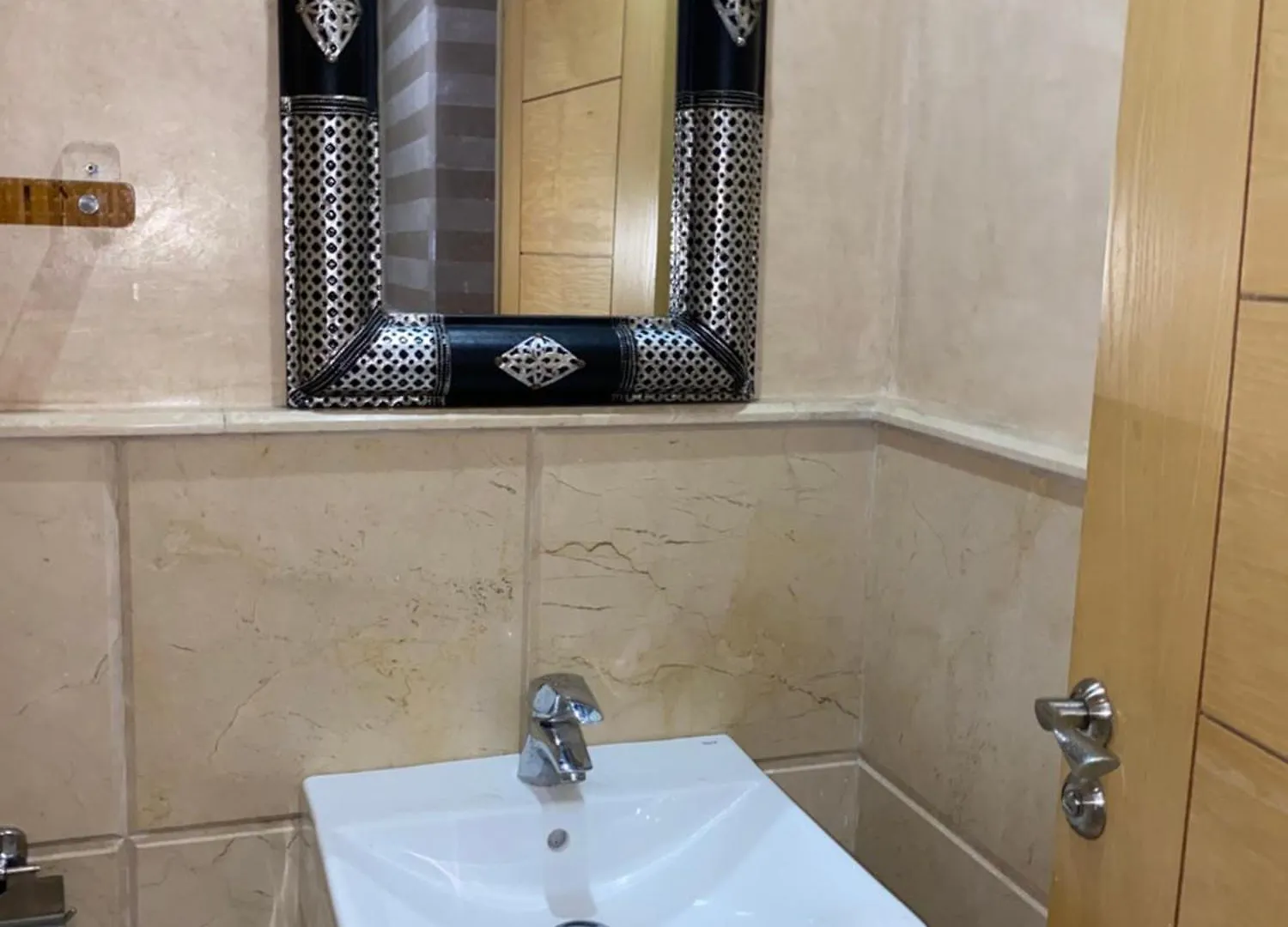 Centre Agadir Avec Piscineアパートメント 0*,  モロッコ